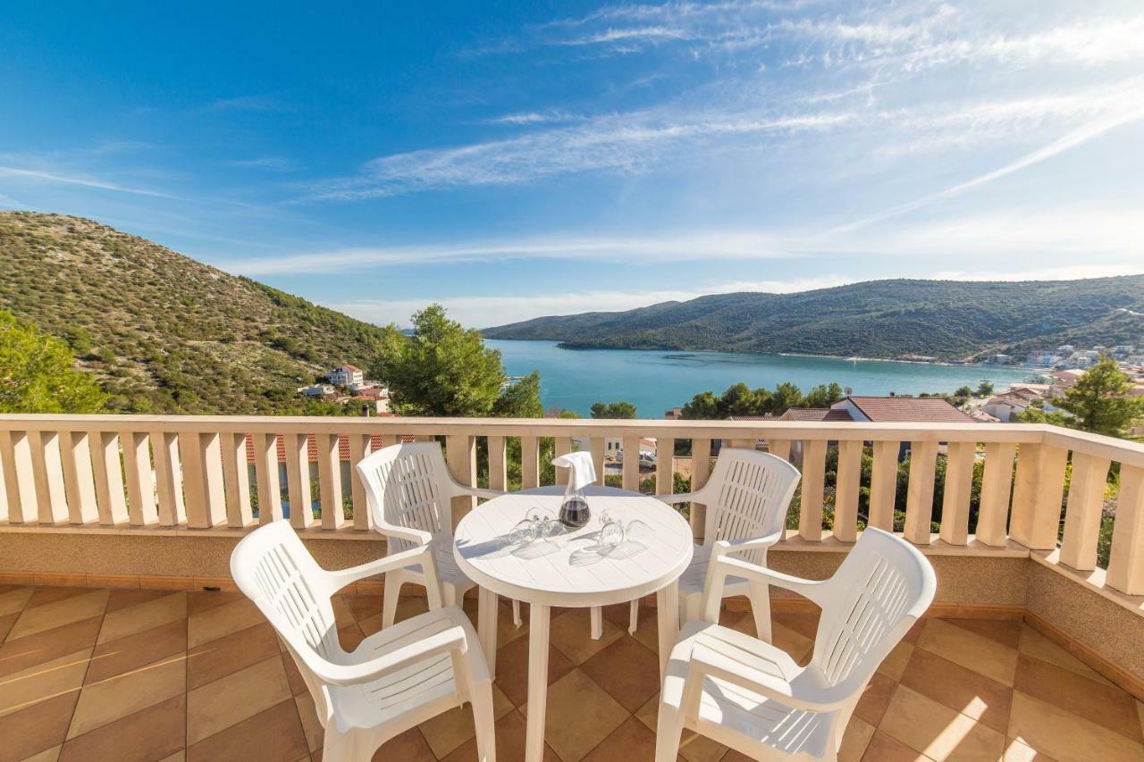 Apartments Silvije Marina Exteriér fotografie